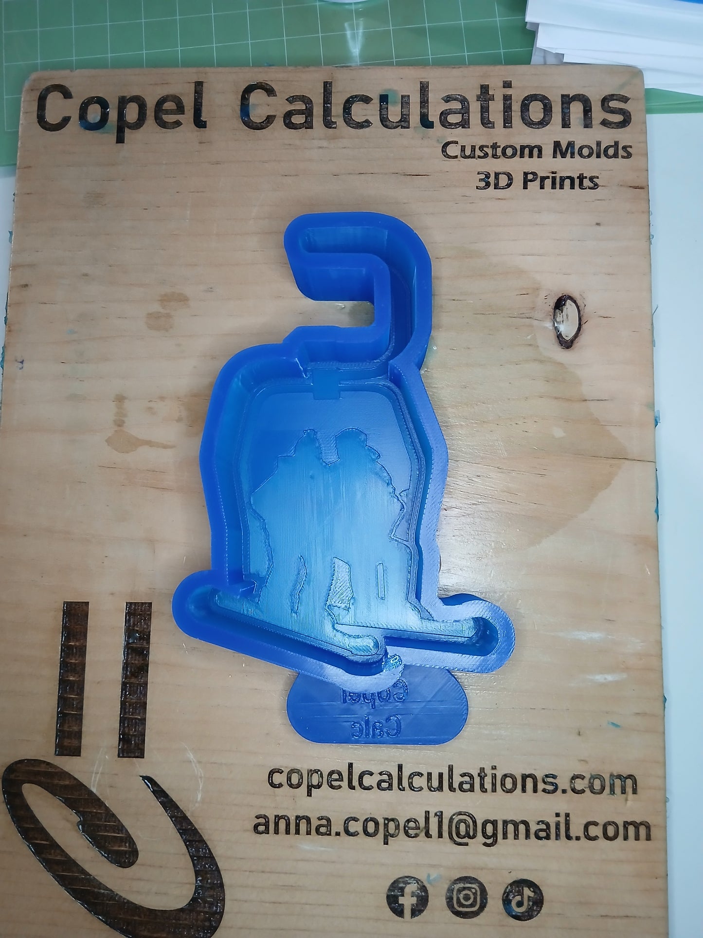 Chair Lift (ski, snowboard)