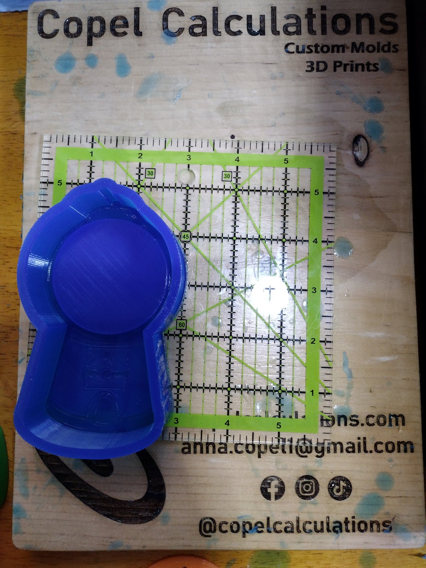 Gumball Machine Shaker Mold