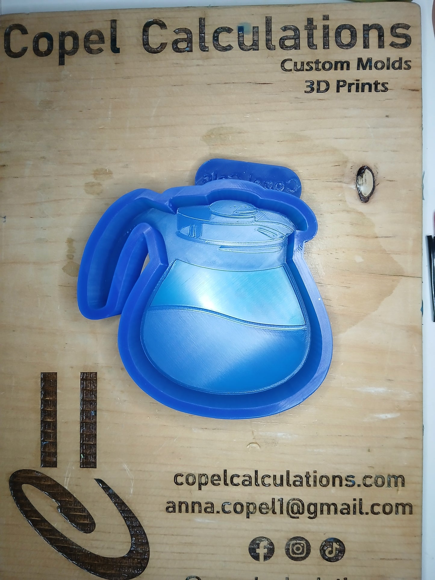 Coffee Pot (with inserts)